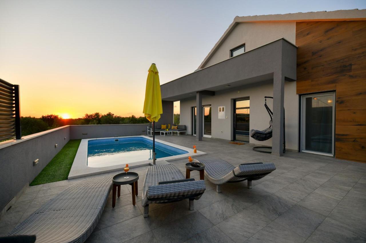 Luxurious Villa Natali Pridraga Extérieur photo