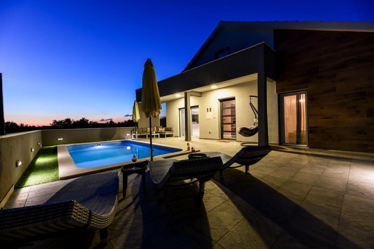 Luxurious Villa Natali Pridraga Extérieur photo